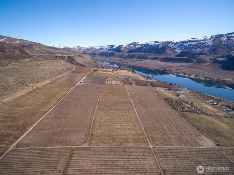 0 Chelan Butte Road Chelan WA 98816