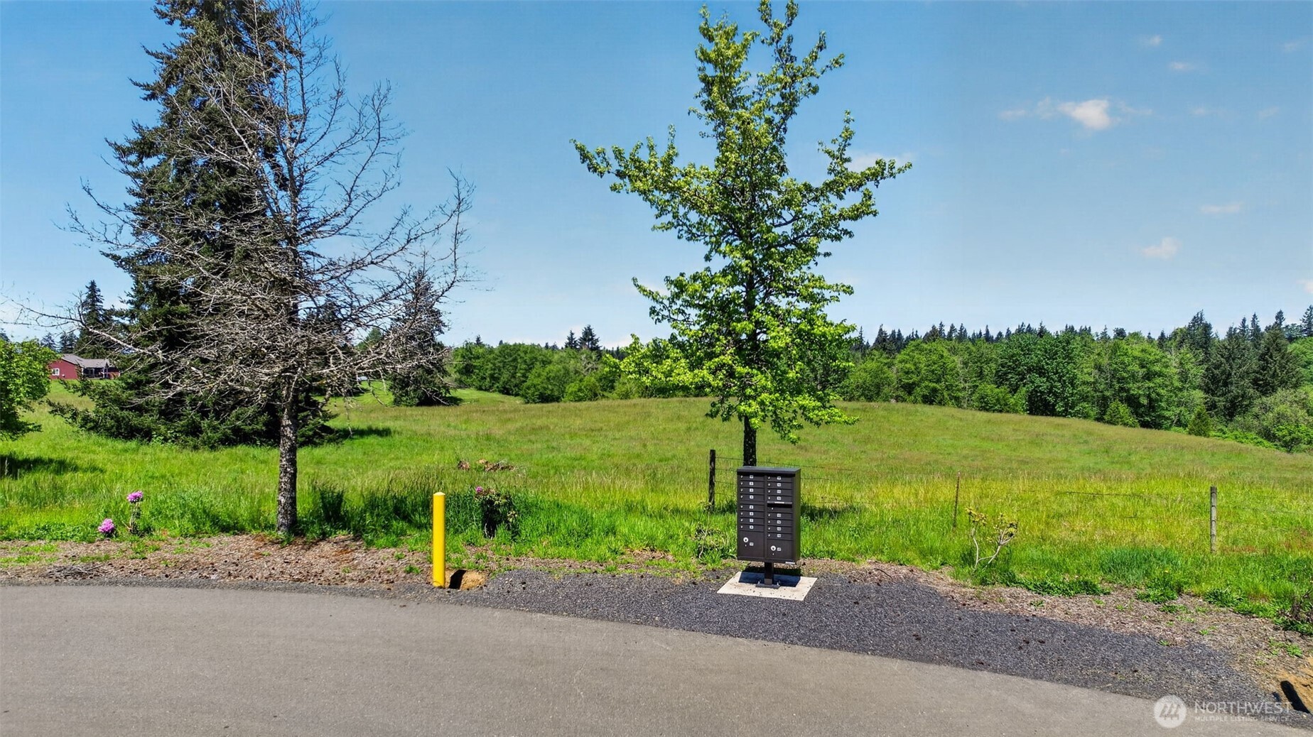 108 Birchfield Cmns Onalaska WA 98570