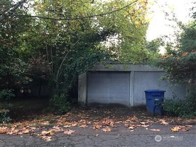 3511 NE 153rd Street Lake Forest Park WA 98155