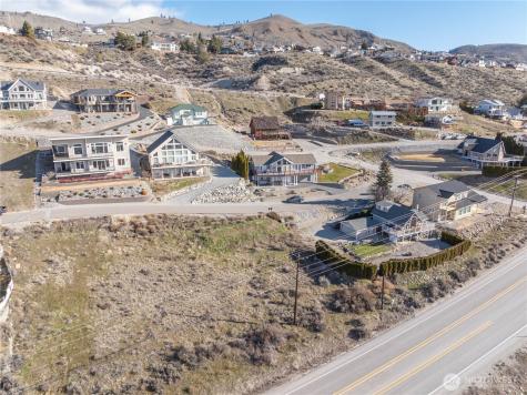 116 San Remo Lane Chelan WA 98816