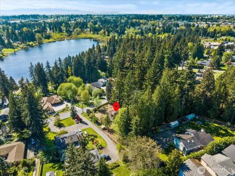 1307 N Lake Stickney Drive Lynnwood WA 98087