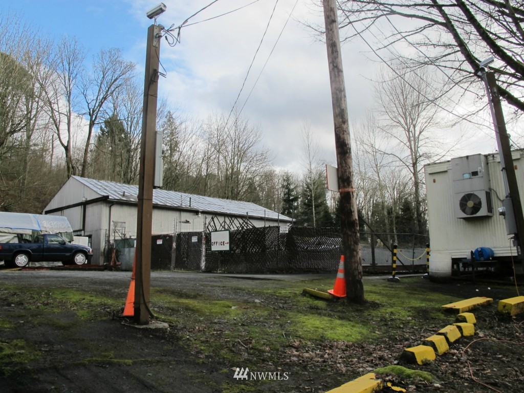 2457 Kamber Road Bellevue WA 98007