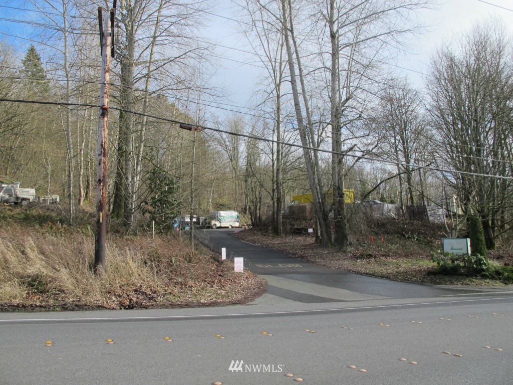 2457 Kamber Road Bellevue WA 98007