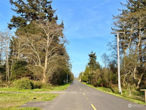 520 W Newell Street Westport WA 98595