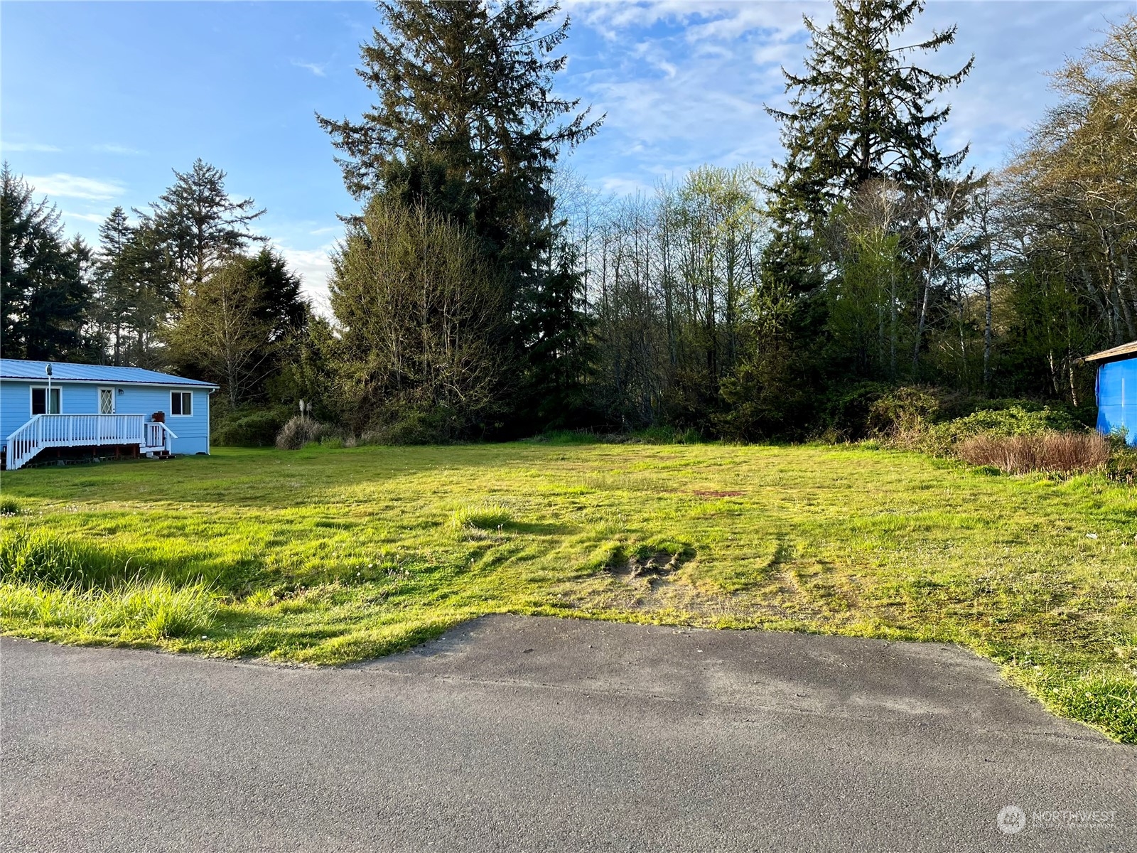 520 W Newell Street Westport WA 98595