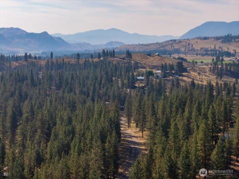 96 Twin Lakes Drive Winthrop WA 98862