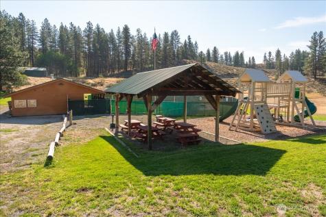 96 Twin Lakes Drive Winthrop WA 98862