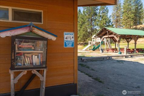 96 Twin Lakes Drive Winthrop WA 98862