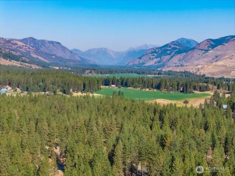 96 Twin Lakes Drive Winthrop WA 98862