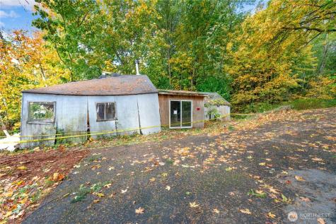 13843 SW 248th Street Vashon WA 98070