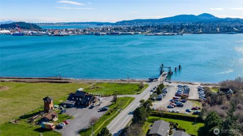 6117 S Shore Road Anacortes WA 98221