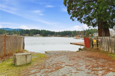 12120 S Clear Lake Road E Eatonville WA 98328