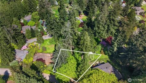 37 X Crystal Creek Circle Issaquah WA 98027