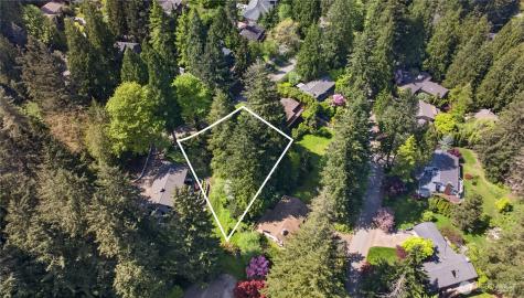 37 X Crystal Creek Circle Issaquah WA 98027