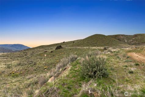 1 Pine Bluffs Lane Orondo WA 98830