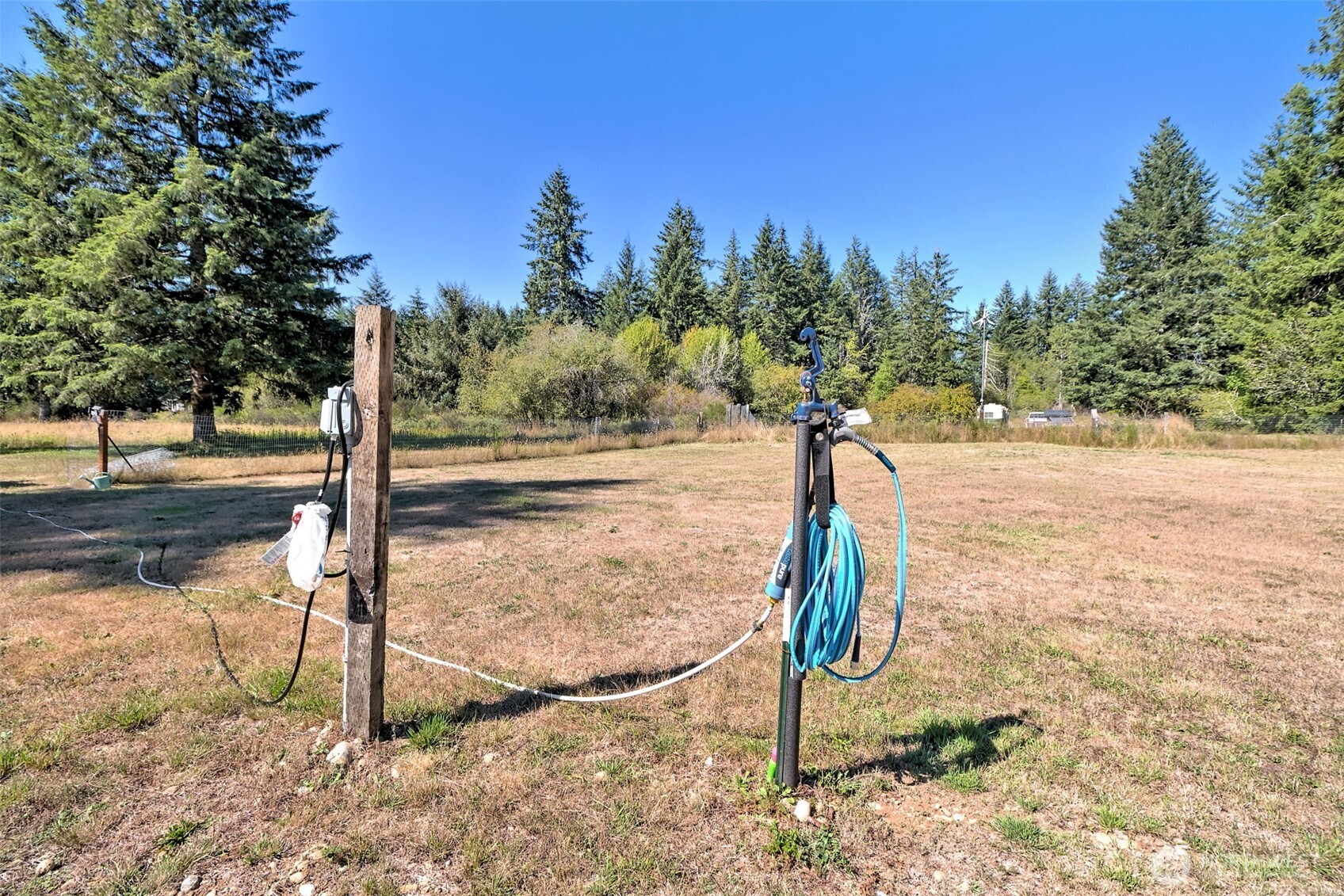 1982 W Ford Loop Road Elma WA 98541