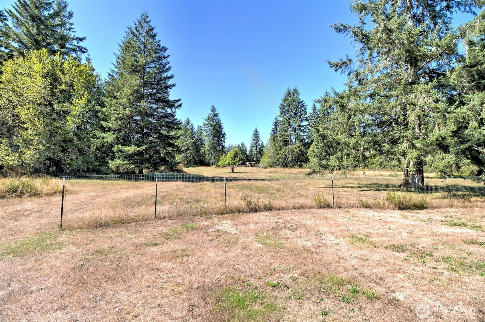 1982 W Ford Loop Road Elma WA 98541