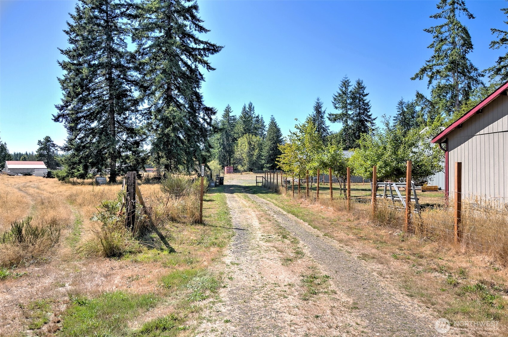 1982 W Ford Loop Road Elma WA 98541