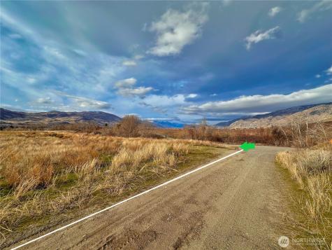 433 Eastlake Road Oroville WA 98844