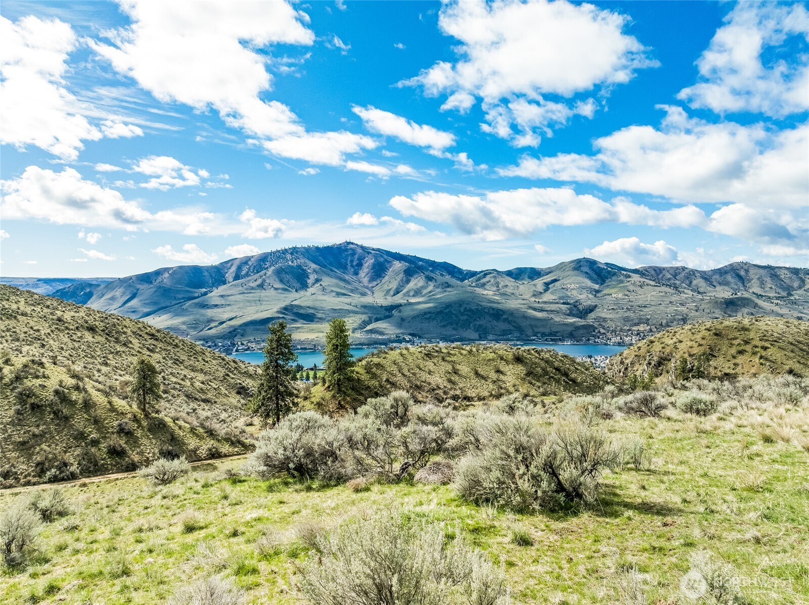 0 Skyfall Lane Chelan WA 98816