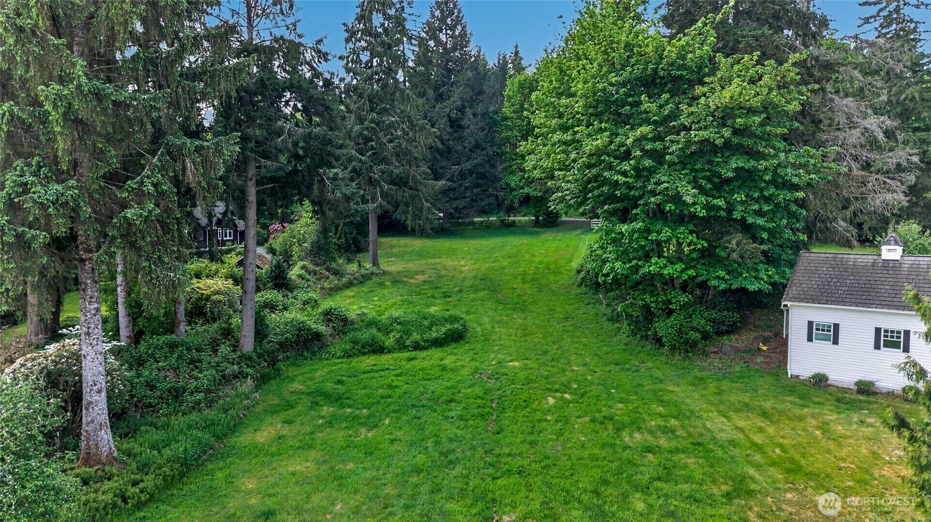 107 W Lake Joy Drive NE Carnation WA 98014