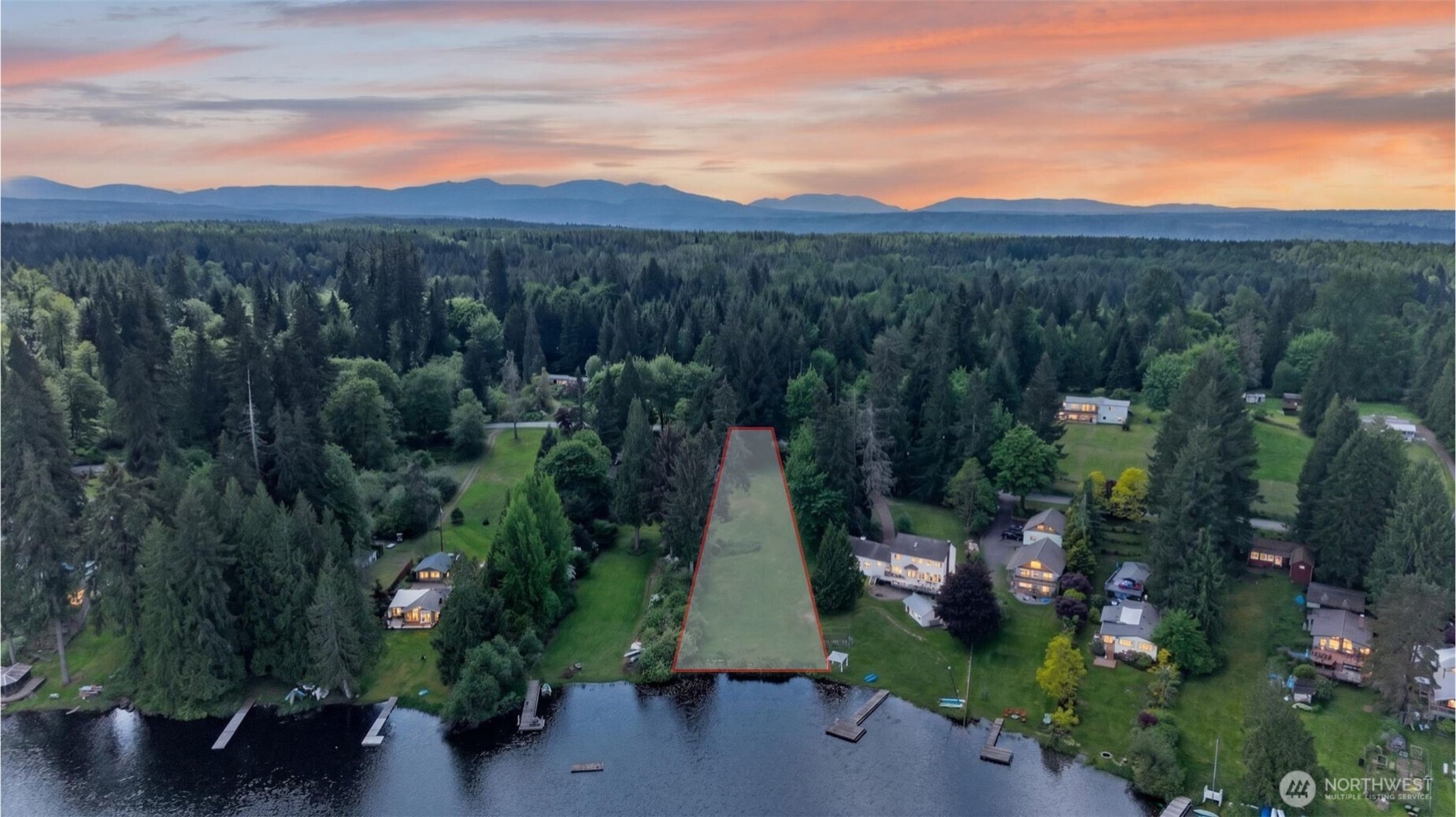 107 W Lake Joy Drive NE Carnation WA 98014