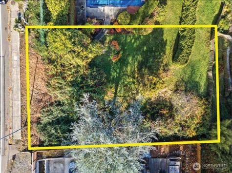23 128th Avenue SE Bellevue WA 98005