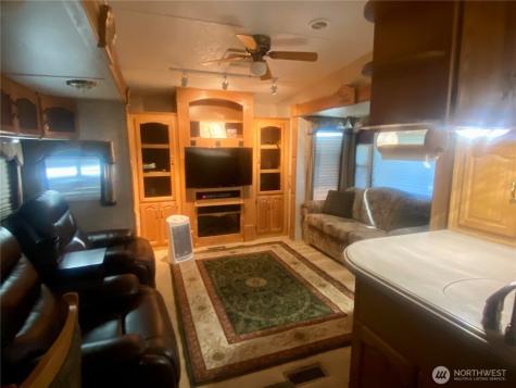 393 Tom & Nita Road Cle Elum WA 98922