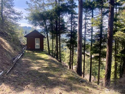 393 Tom & Nita Road Cle Elum WA 98922