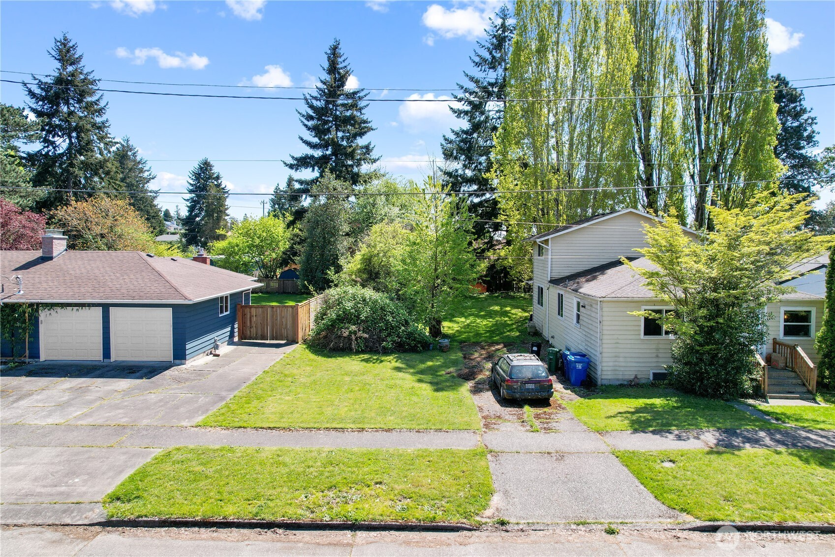 1417 SW Donovan Street Seattle WA 98106
