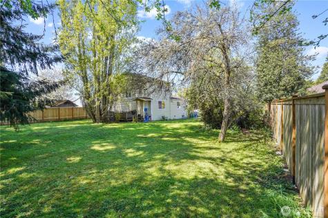 1417 SW Donovan Street Seattle WA 98106