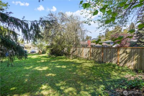 1417 SW Donovan Street Seattle WA 98106