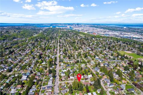 1417 SW Donovan Street Seattle WA 98106