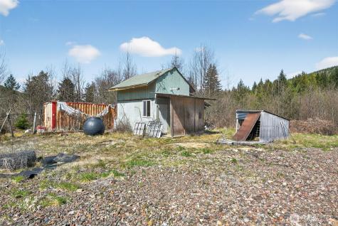 210 Bellicum Road Morton WA 98356