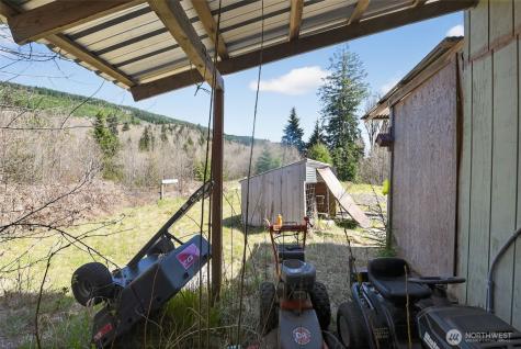 210 Bellicum Road Morton WA 98356