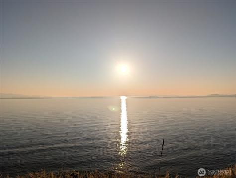 2089 West Beach Road Oak Harbor WA 98277