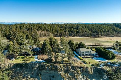 2089 West Beach Road Oak Harbor WA 98277
