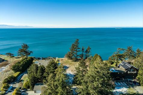 2089 West Beach Road Oak Harbor WA 98277
