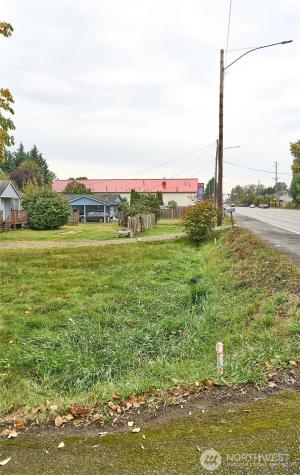 54 NE 4th Renton WA 98059