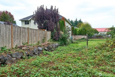54 NE 4th Renton WA 98059