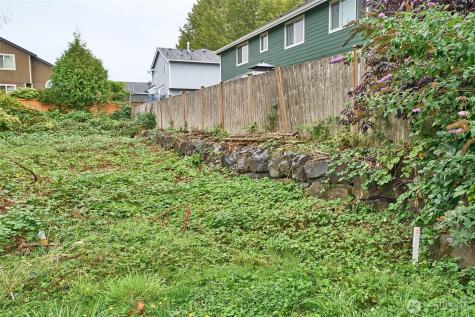 54 NE 4th Renton WA 98059