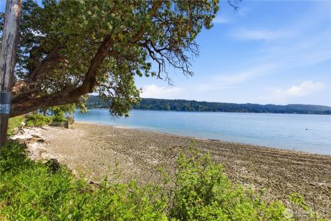 13370 NE North Shore Road Belfair WA 98528