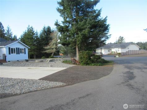 311 Sycamore Court Ocean Shores WA 98569