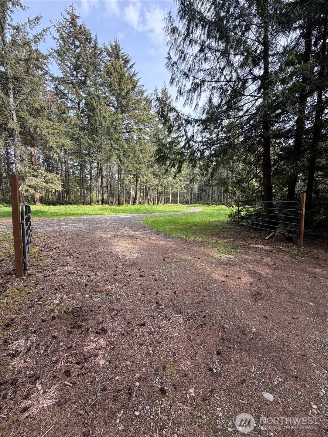 19205 30th Street SW Lakebay WA 98349