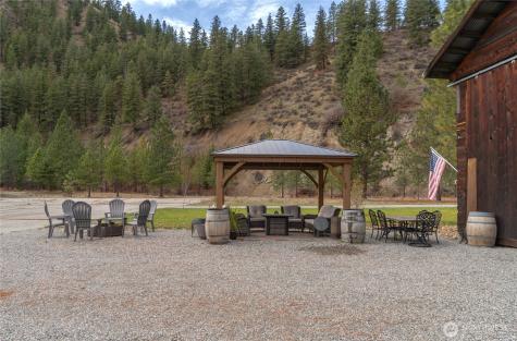 185 Mad Ranch Lane Entiat WA 98822