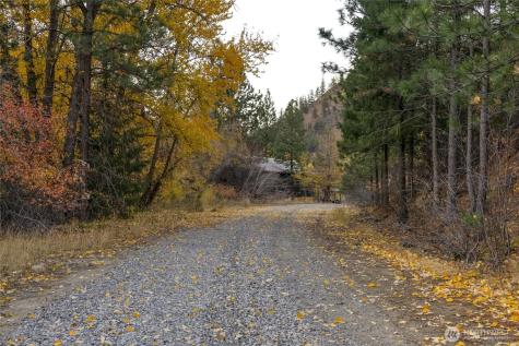 185 Mad Ranch Lane Entiat WA 98822