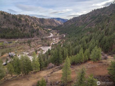 185 Mad Ranch Lane Entiat WA 98822