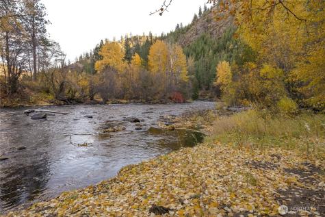 185 Mad Ranch Lane Entiat WA 98822