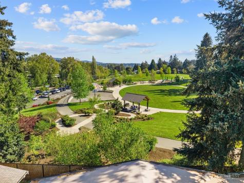 418 111th Avenue SE Bellevue WA 98004
