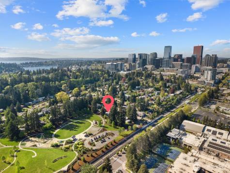 418 111th Avenue SE Bellevue WA 98004